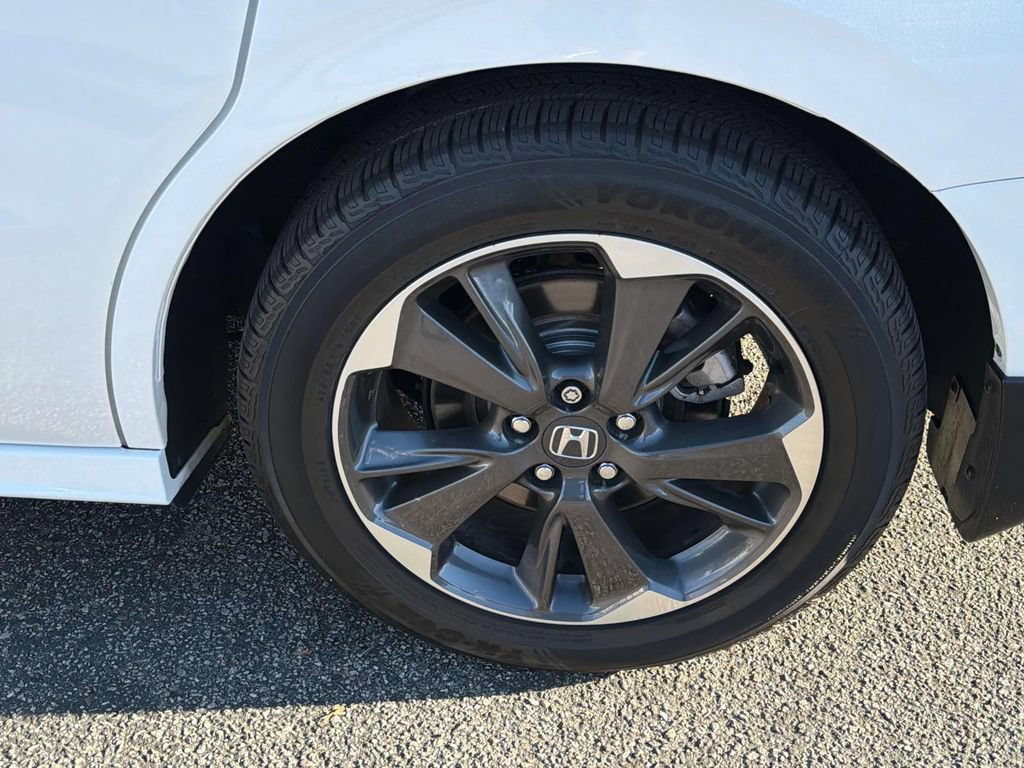 Used 2024 Honda Odyssey Elite image 33