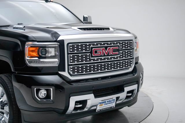 Used 2019 GMC Sierra 2500 Denali w/ Duramax Plus Package image 10