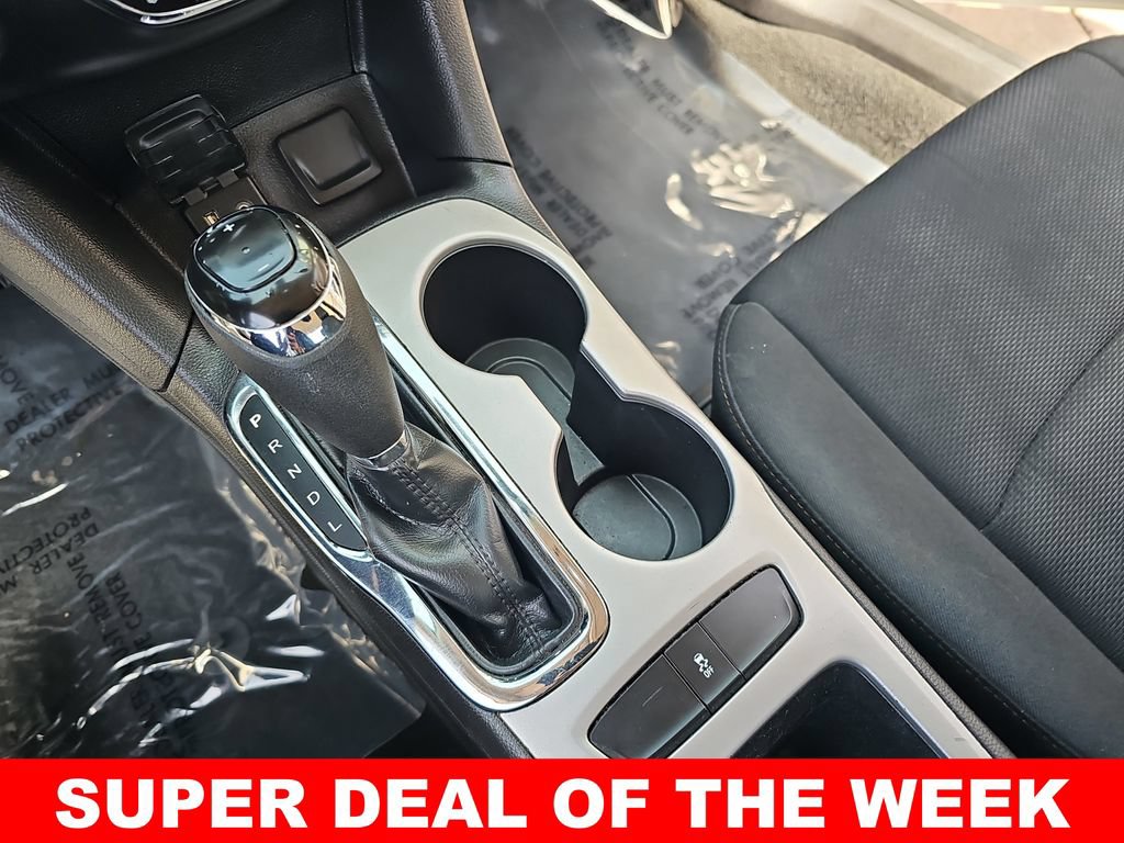 Used 2017 Chevrolet Cruze LS FWD image 22
