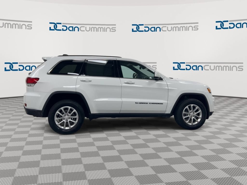 Used 2022 Jeep Grand Cherokee Laredo E AWD/4WD image 9