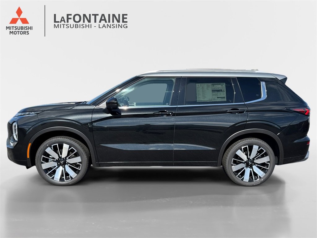 New 2025 Mitsubishi Outlander AWD image 4