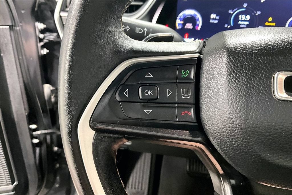 Used 2022 Jeep Grand Cherokee Altitude AWD/4WD image 24