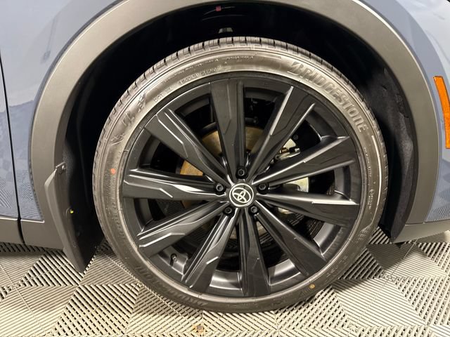 New 2026 Toyota Crown AWD/4WD image 9