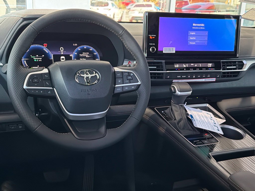 New 2026 Toyota Sienna XLE Woodland Edition AWD/4WD image 27