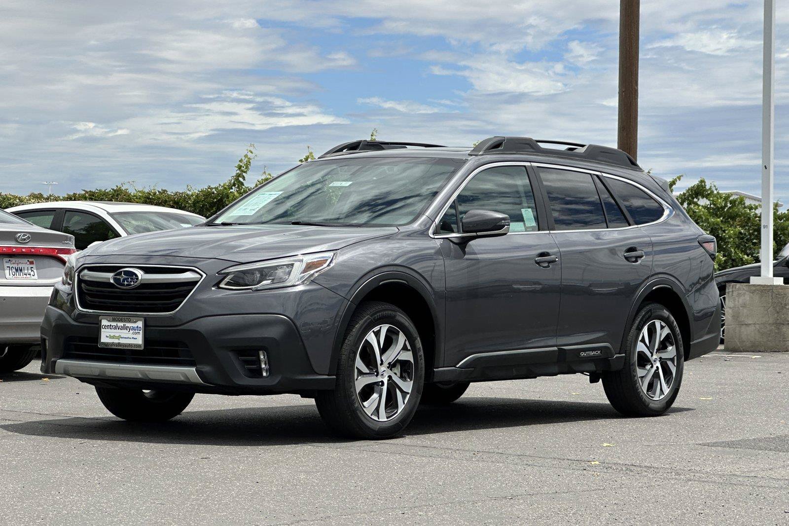 Used 2022 Subaru Outback Limited AWD/4WD image 8