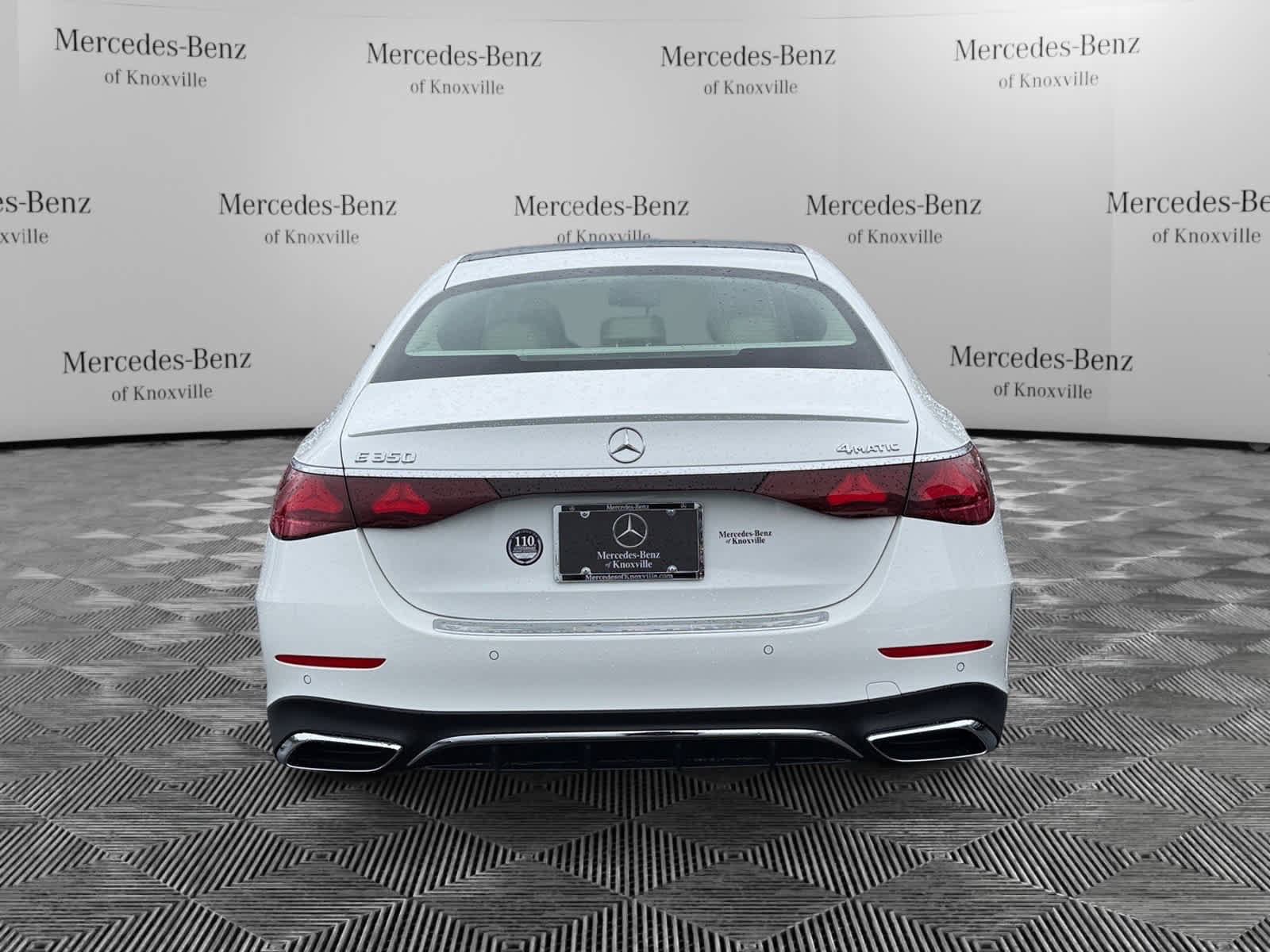 Used 2026 Mercedes-Benz E 350 4MATIC Sedan image 4