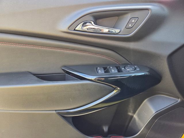 Used 2025 Chevrolet Trax RS w/ Driver Confidence Package image 33