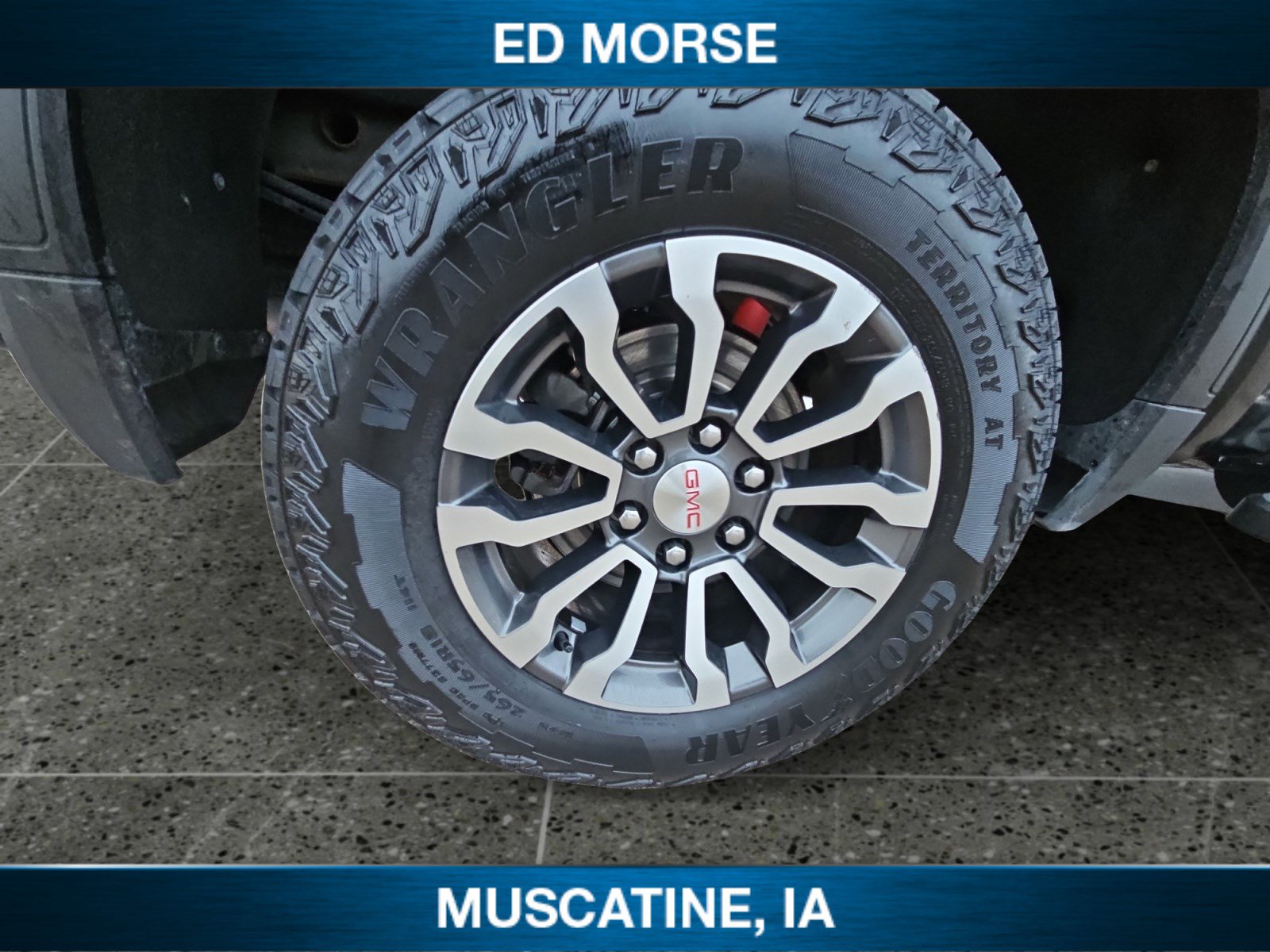 Certified 2019 GMC Sierra 1500 AT4 w/ AT4 Premium Package image 11