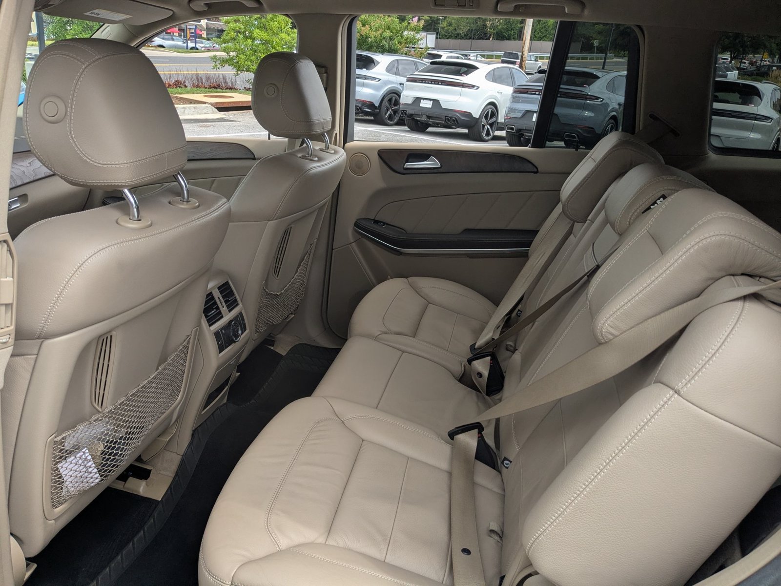 Used 2014 Mercedes-Benz GL 450 4MATIC image 19