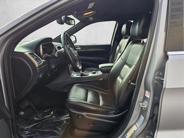 Used 2016 Jeep Grand Cherokee Limited image 19