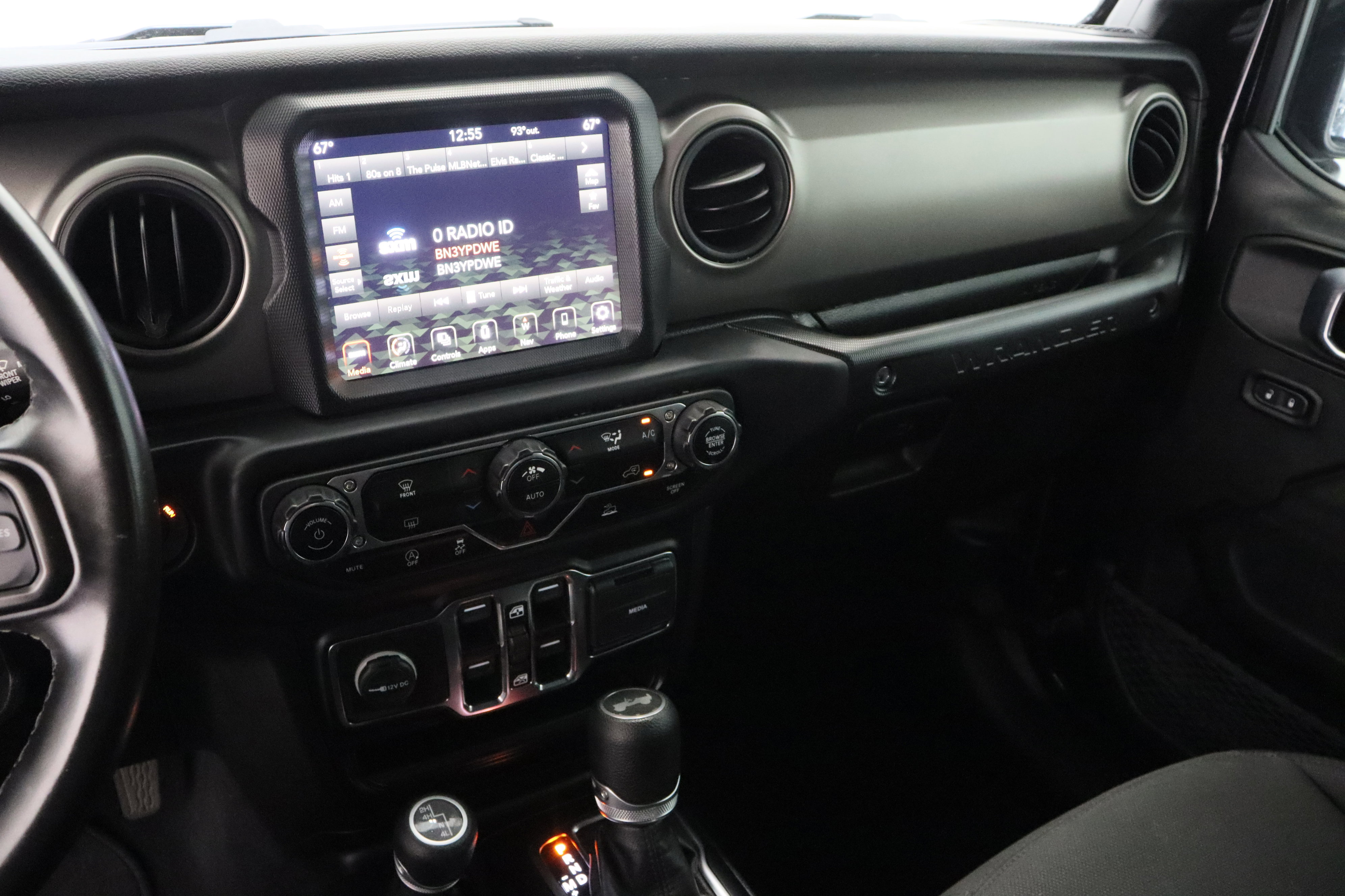 Used 2021 Jeep Wrangler Unlimited Sport w/ Sun And Sound Package AWD/4WD image 15