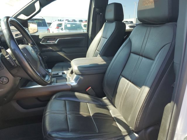 Used 2024 Chevrolet Silverado 1500 High Country w/ High Country Premium Package AWD/4WD image 26