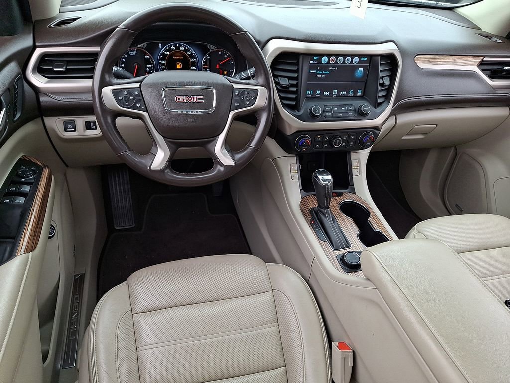 Used 2019 GMC Acadia Denali w/ Technology Package AWD/4WD image 13