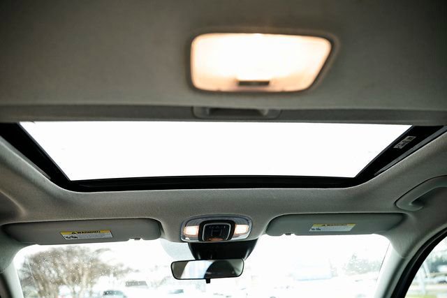 Used 2025 Hyundai Elantra SEL image 26