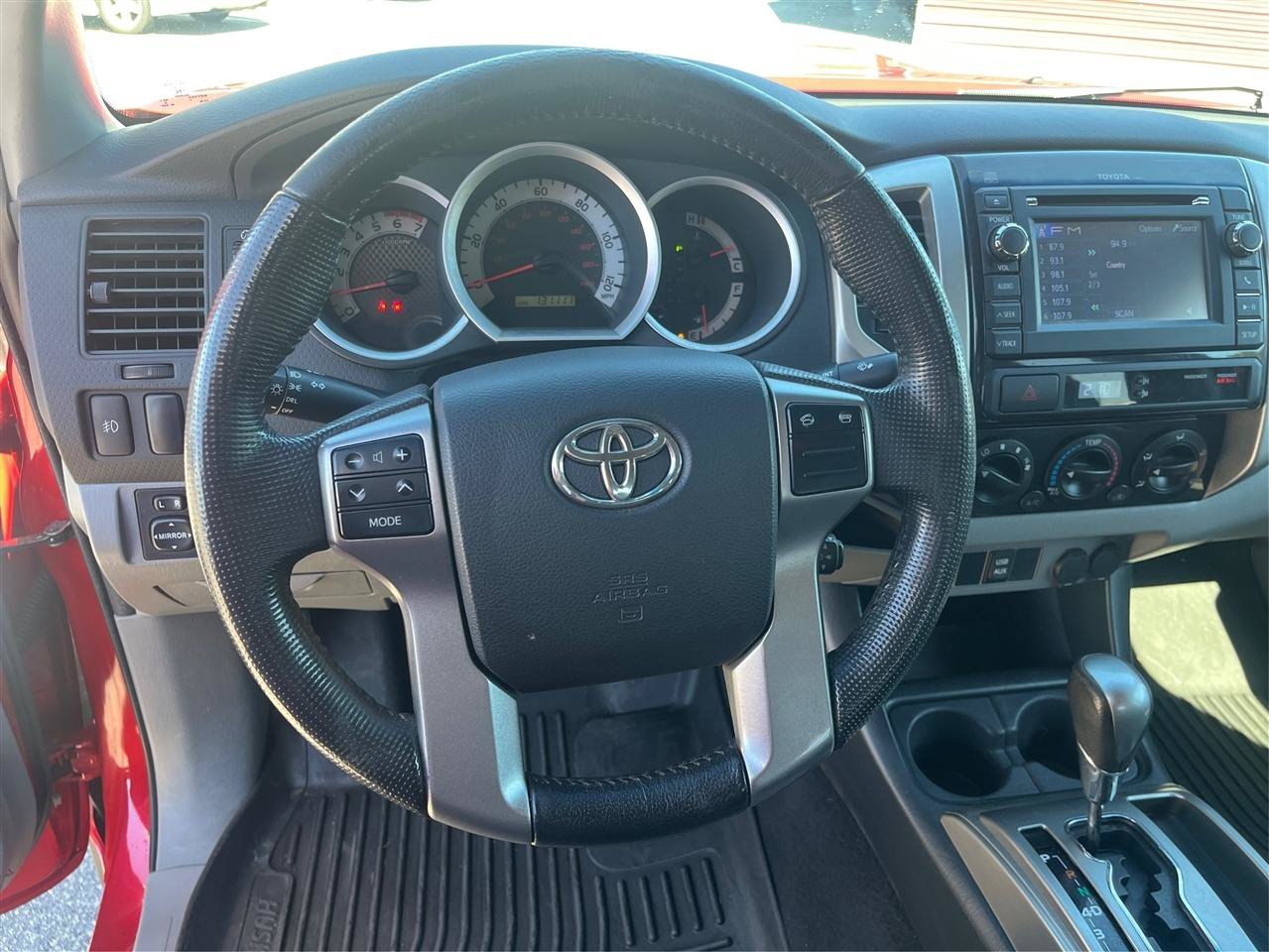 Used 2013 Toyota Tacoma PreRunner w/ TRD Sport Pkg RWD image 17