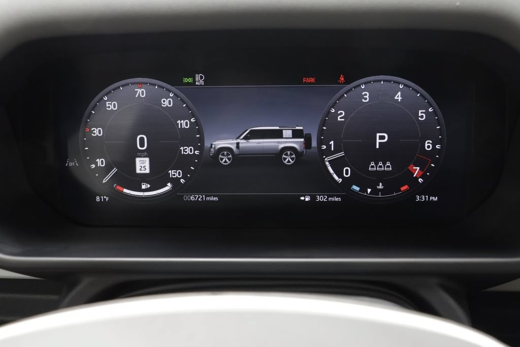 Certified 2025 Land Rover Defender 110 S AWD/4WD image 8
