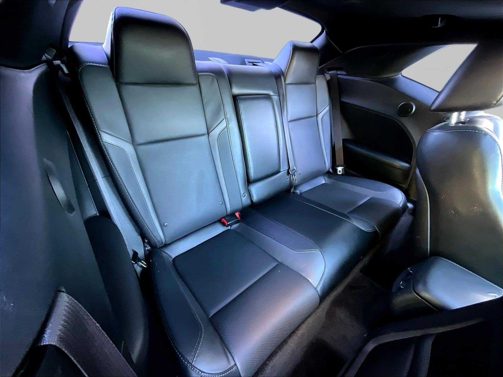 Used 2016 Dodge Challenger SXT Plus RWD image 21
