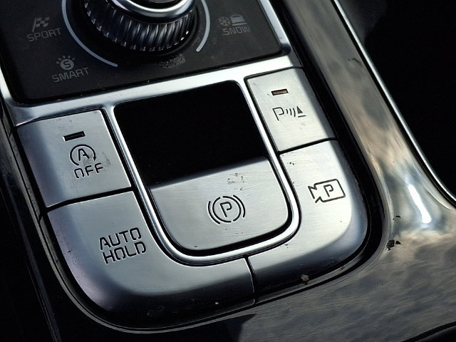 Certified 2025 Kia Telluride SX Prestige X-Line AWD/4WD image 25