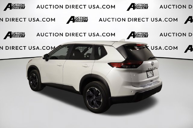 Used 2025 Nissan Rogue SV FWD image 35
