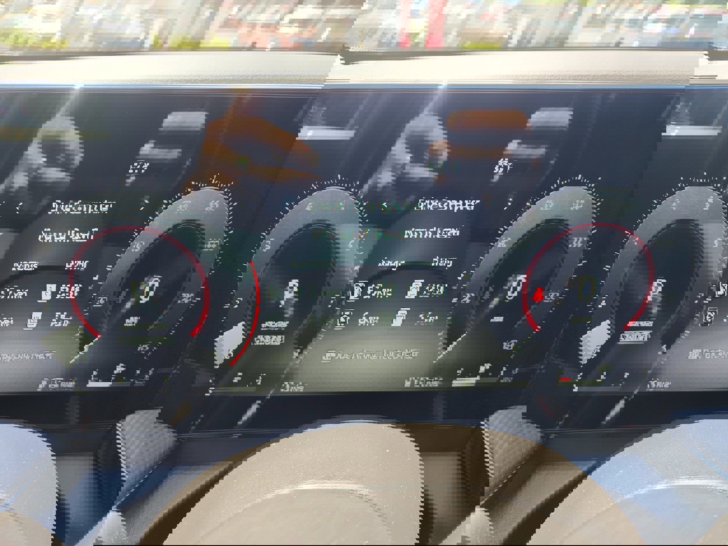 New 2025 Nissan Kicks SR image 19