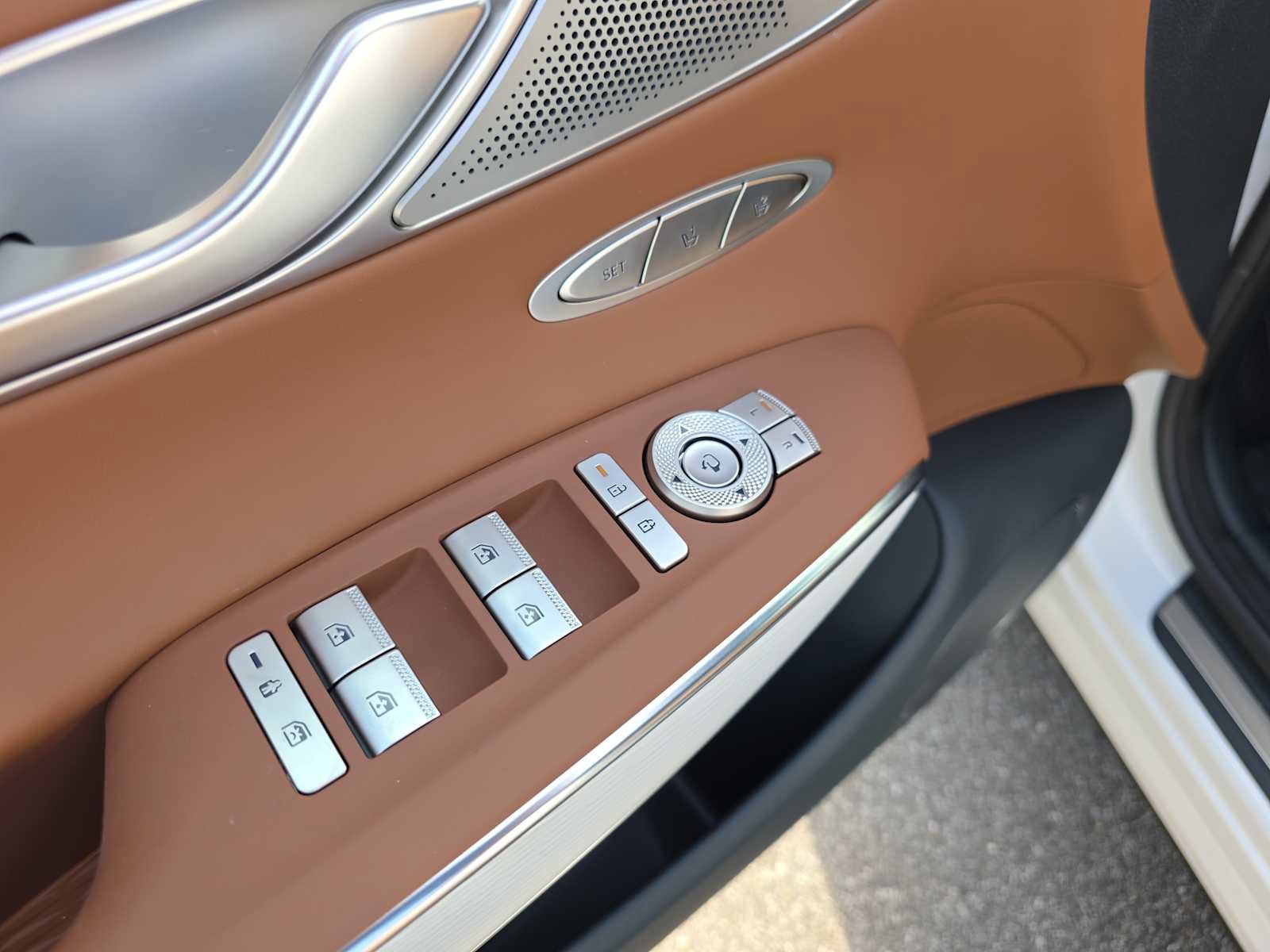 New 2026 Genesis GV70 2.5T Advanced image 16