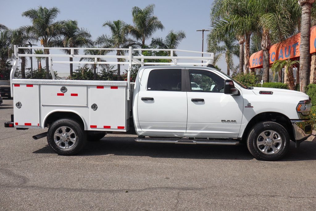 Used 2024 RAM 3500 Big Horn AWD/4WD image 11