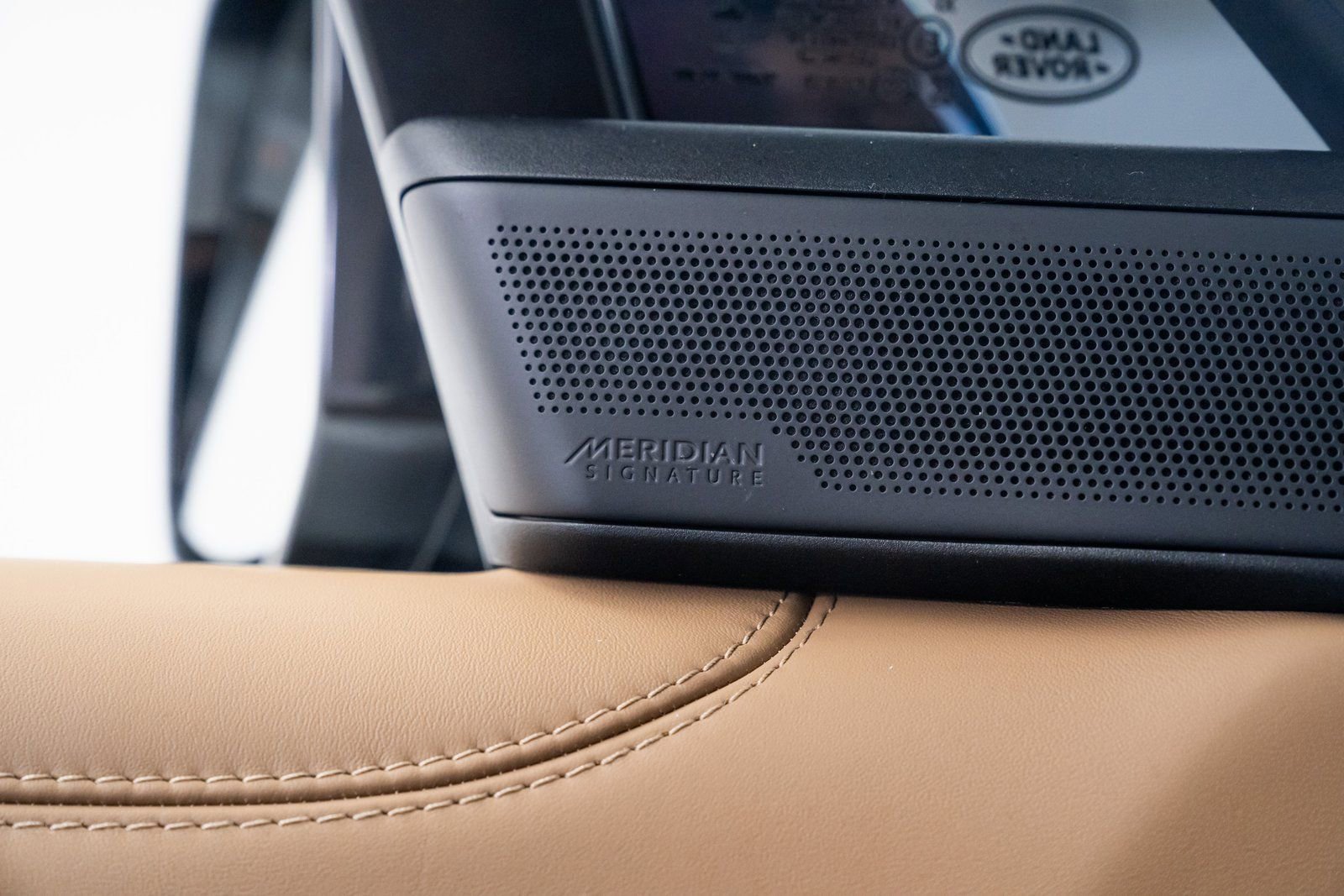 Used 2023 Land Rover Range Rover SV image 16