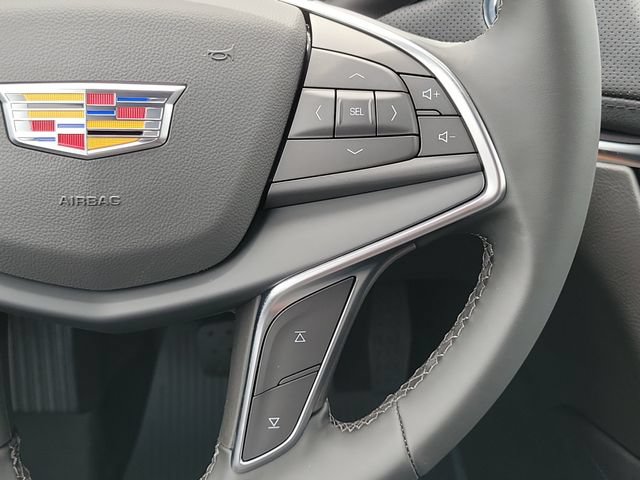 New 2026 Cadillac XT5 Luxury w/ LPO, Floor Liner Package AWD/4WD image 11