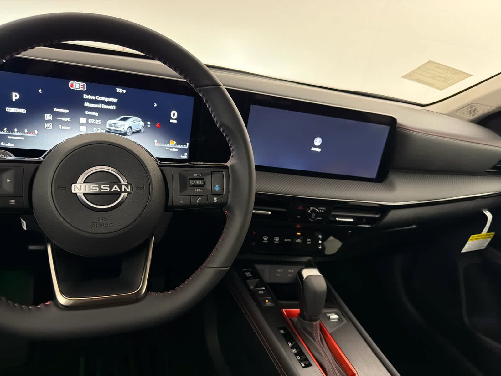 New 2026 Nissan Kicks SR w/ Interior Electronics Package FWD image 18
