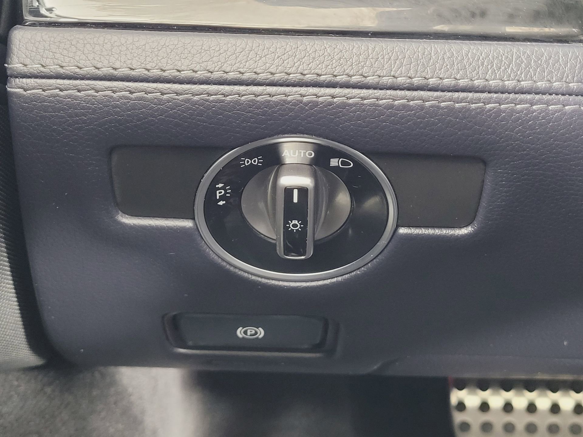 Used 2019 Mercedes-Benz SL 63 AMG SL 63 AMG image 43