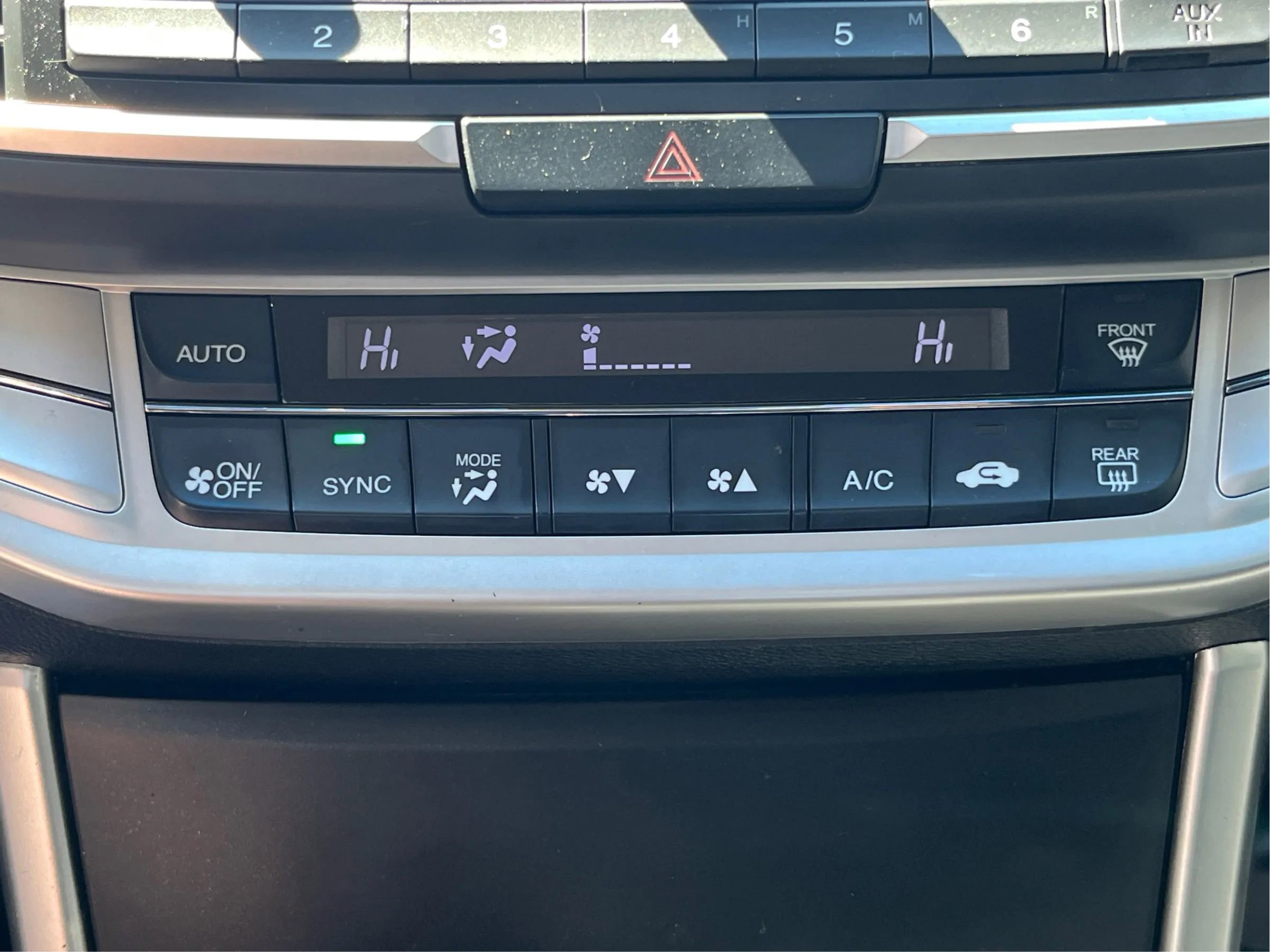 Used 2014 Honda Accord Sport image 26