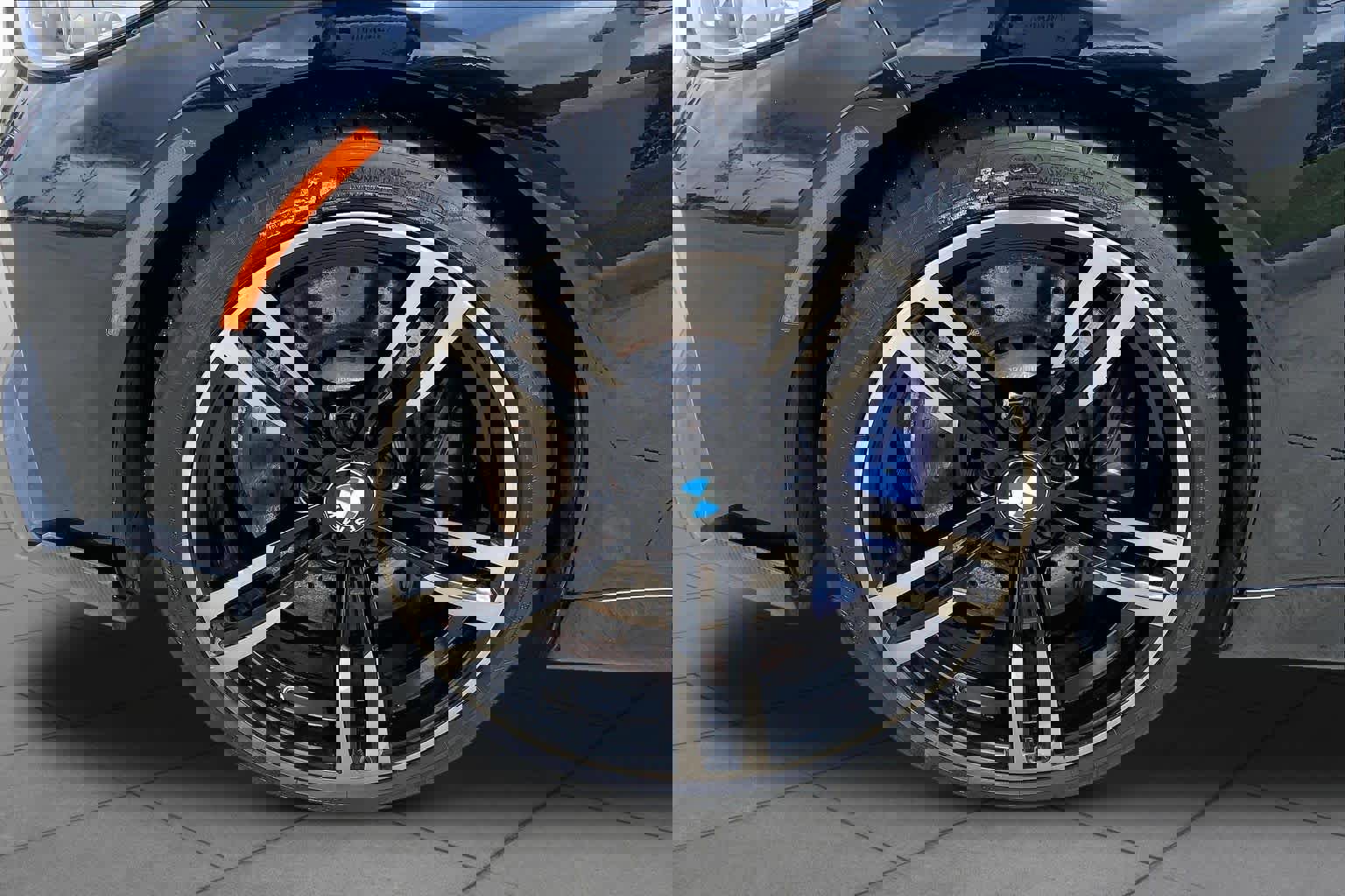 Used 2018 BMW M2 image 9