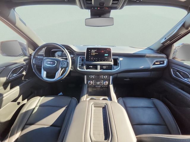 Used 2023 GMC Yukon XL SLT image 32