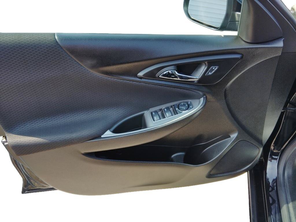 Used 2024 Chevrolet Malibu LT FWD image 12