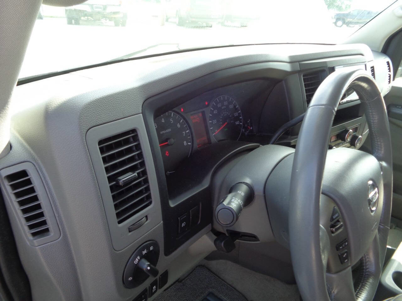 Used 2019 Nissan NV 3500 SL RWD image 17