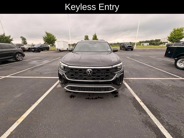 Used 2024 Volkswagen Atlas Cross Sport SE FWD image 9