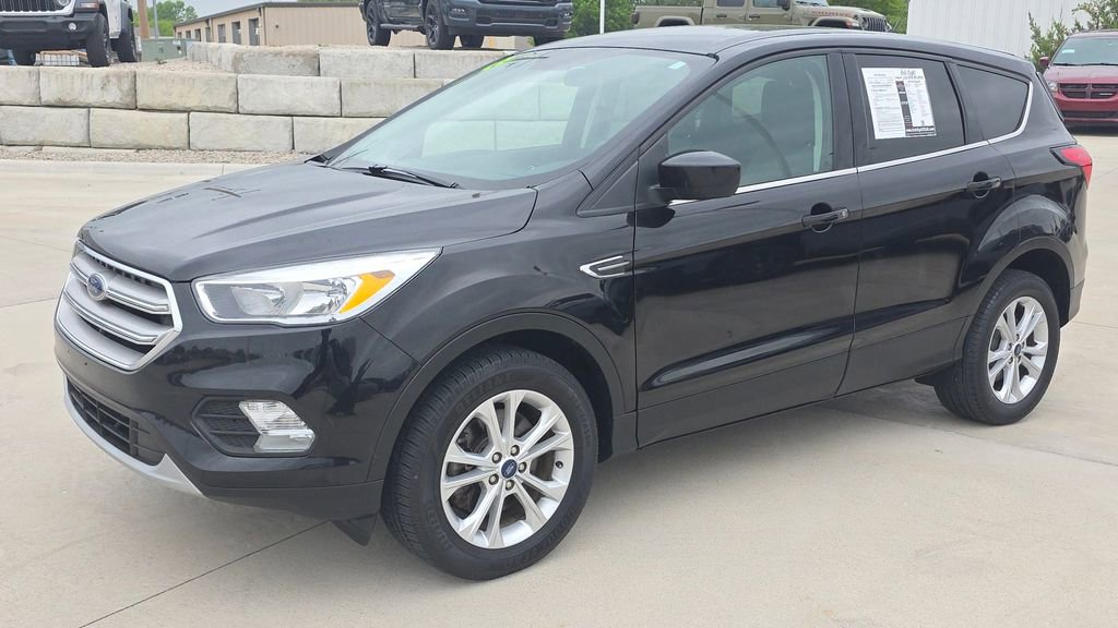Used 2019 Ford Escape SE
