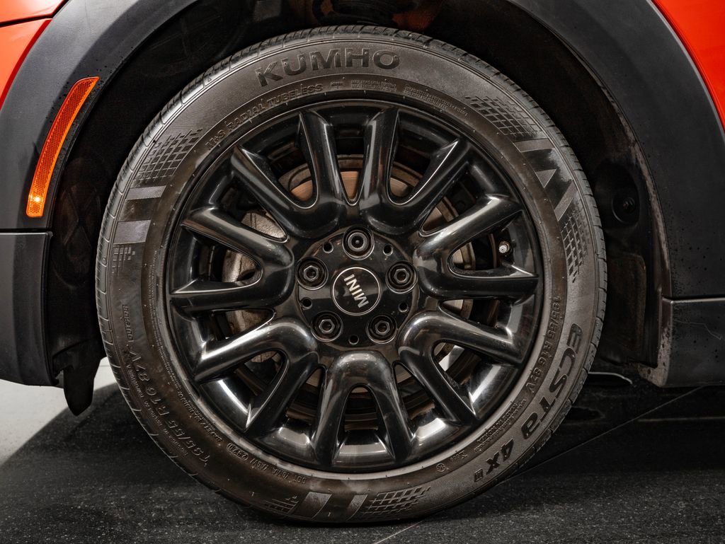 Used 2019 MINI Cooper 2-Door Hardtop FWD image 13