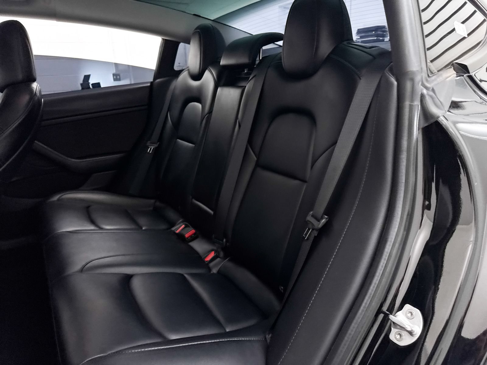 Used 2022 Tesla Model 3 RWD image 32