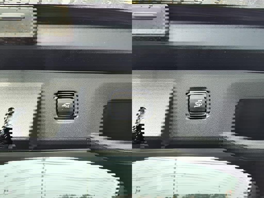 Used 2022 Hyundai Tucson Limited w/ Cargo Package image 25