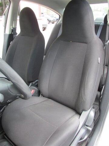 Used 2013 Nissan Versa S FWD image 14