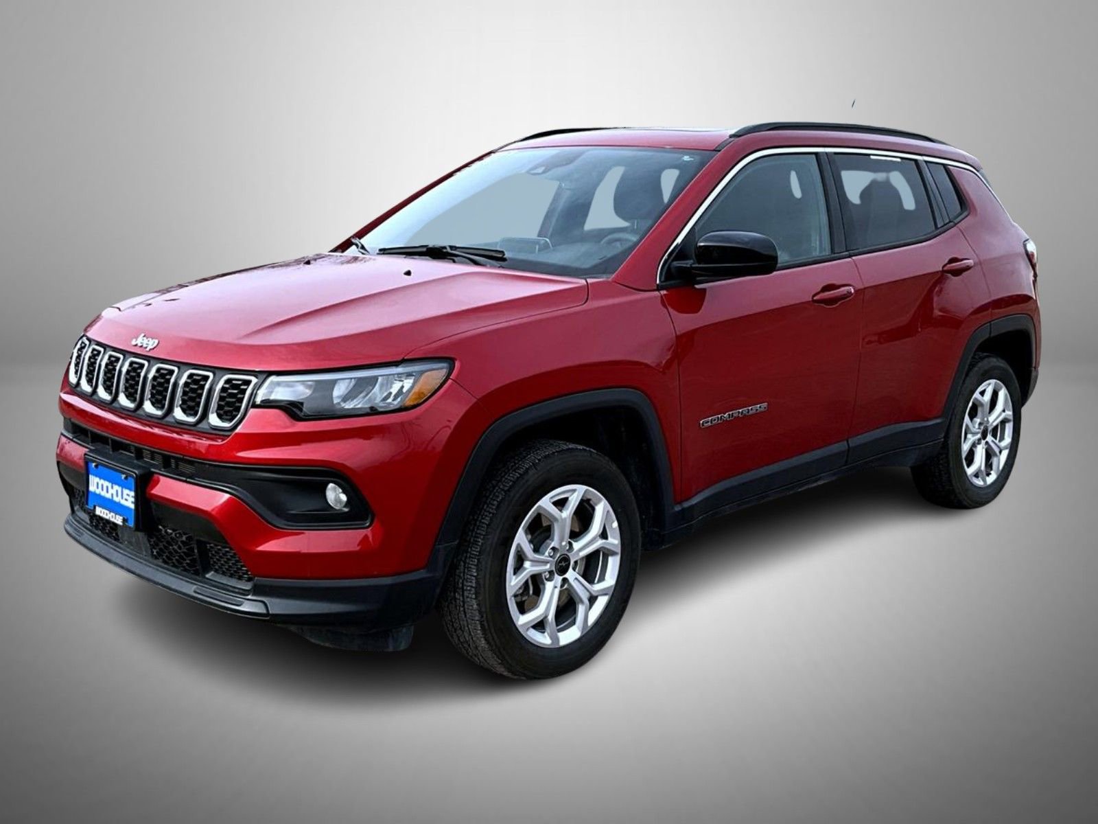 Used 2025 Jeep Compass Latitude w/ Sun & Sound Group AWD/4WD image 1