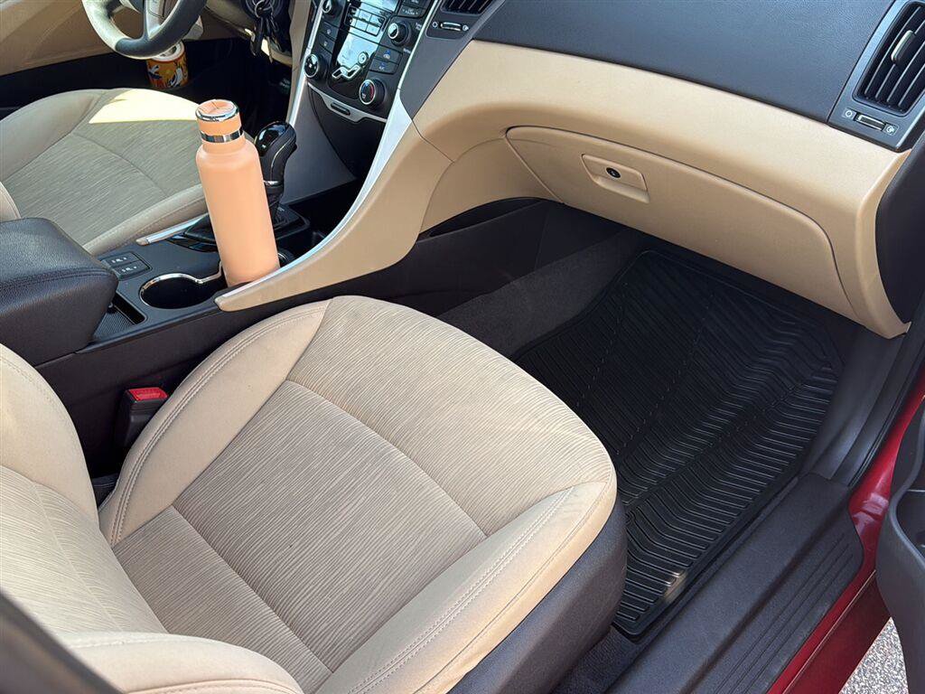 Used 2013 Hyundai Sonata GLS w/ Popular Equipment Pkg FWD image 5