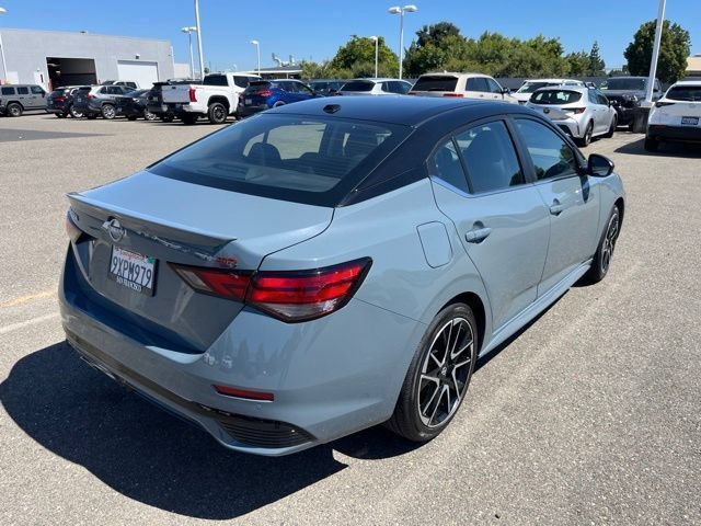 Used 2025 Nissan Sentra SR FWD image 5