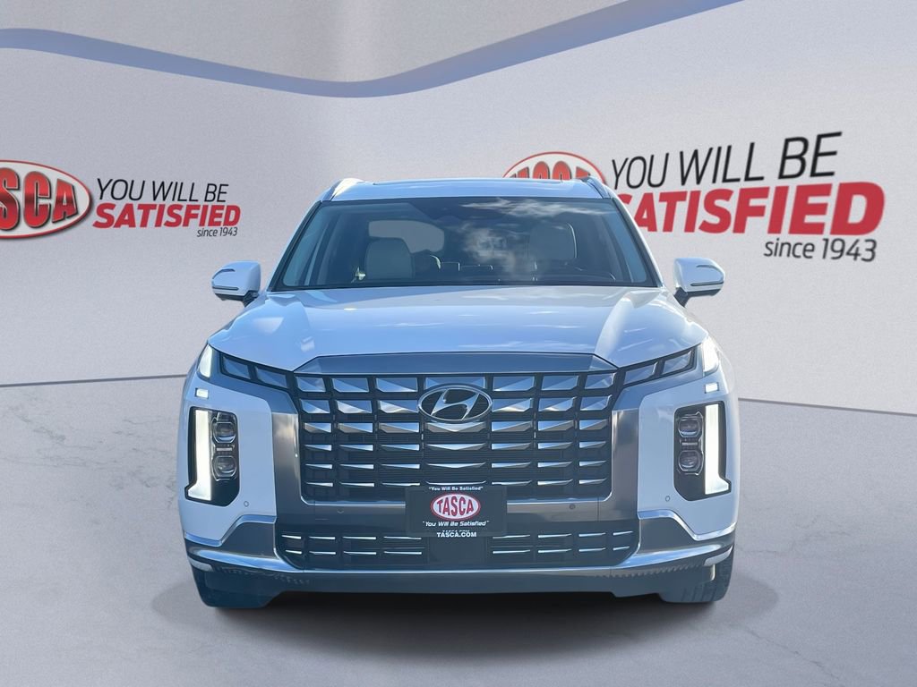 Used 2024 Hyundai Palisade Calligraphy image 2