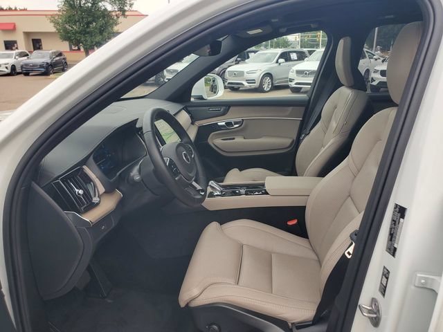 Used 2026 Volvo XC90 B6 Ultra w/ Protection Package AWD/4WD image 15