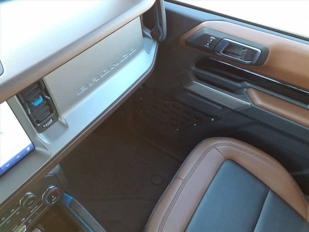 Used 2022 Ford Bronco Outer Banks image 32