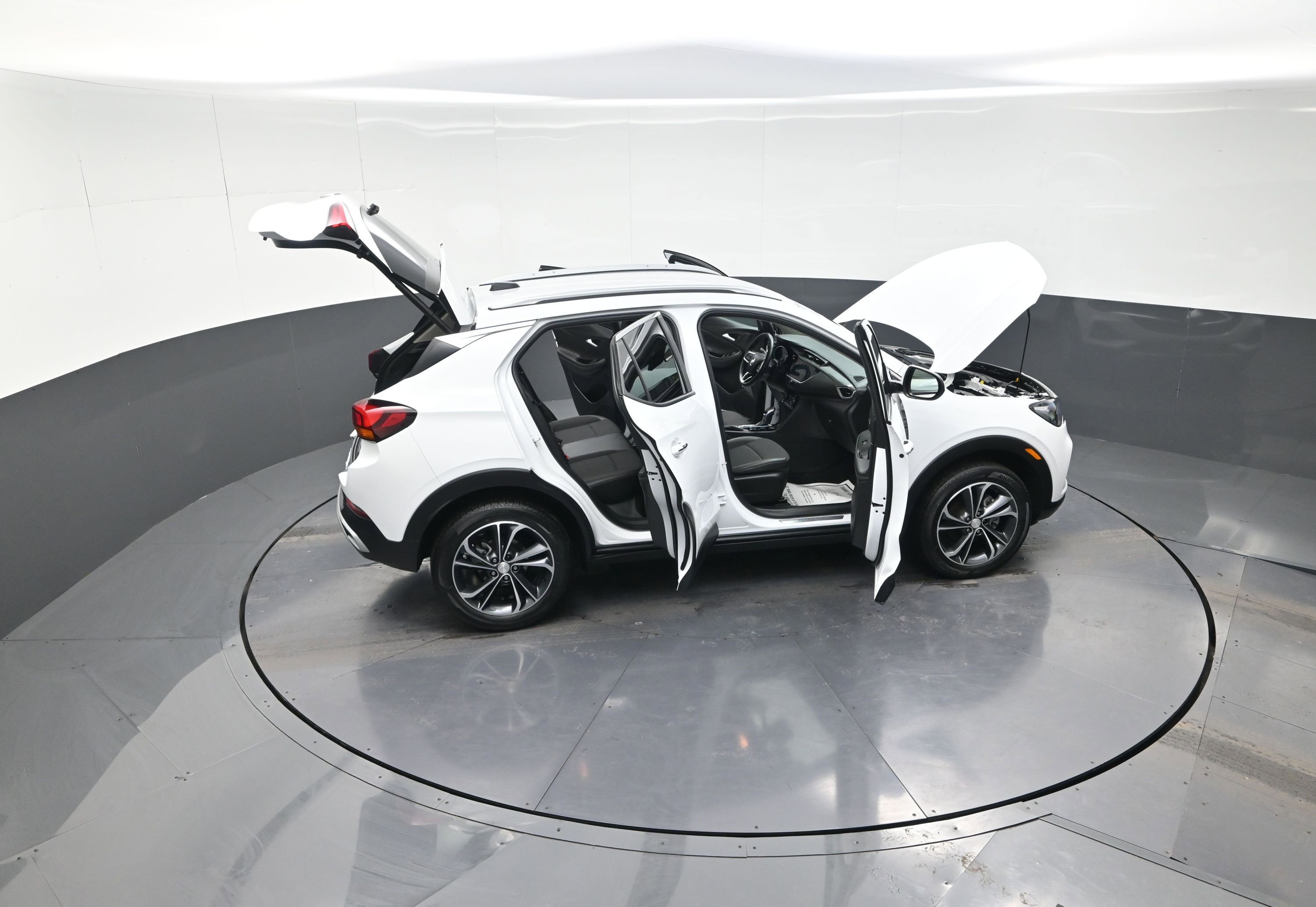 Used 2023 Buick Encore GX Select image 14