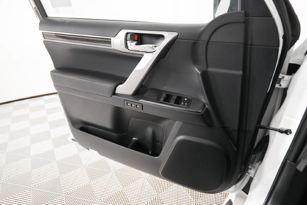 Certified 2023 Lexus GX 460 Luxury w/ Sport Design Package AWD/4WD image 12