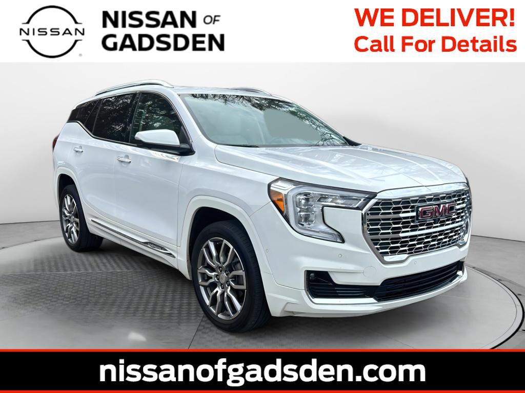 Used 2022 GMC Terrain Denali w/ Denali Premium Package